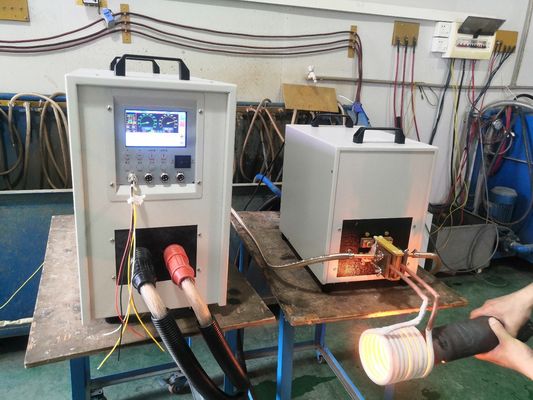 Harga bagus Peralatan pengerasan induksi untuk gigi dan poros besar Efisiensi pemadam ≥95% on line