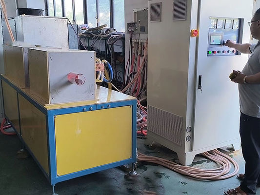 Listrik 600KW Induksi Forging Furnace Dengan Sistem Pendingin Air Untuk Gir