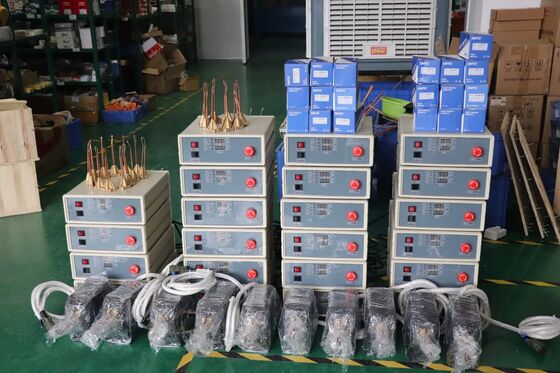 Harga bagus Peralatan Pemanasan Induksi Frekuensi Ultra Tinggi portabel UF-06AC on line